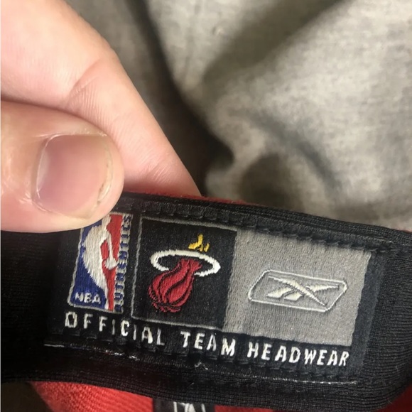 MIAMI HEAT RARE HAT - Picture 6 of 6